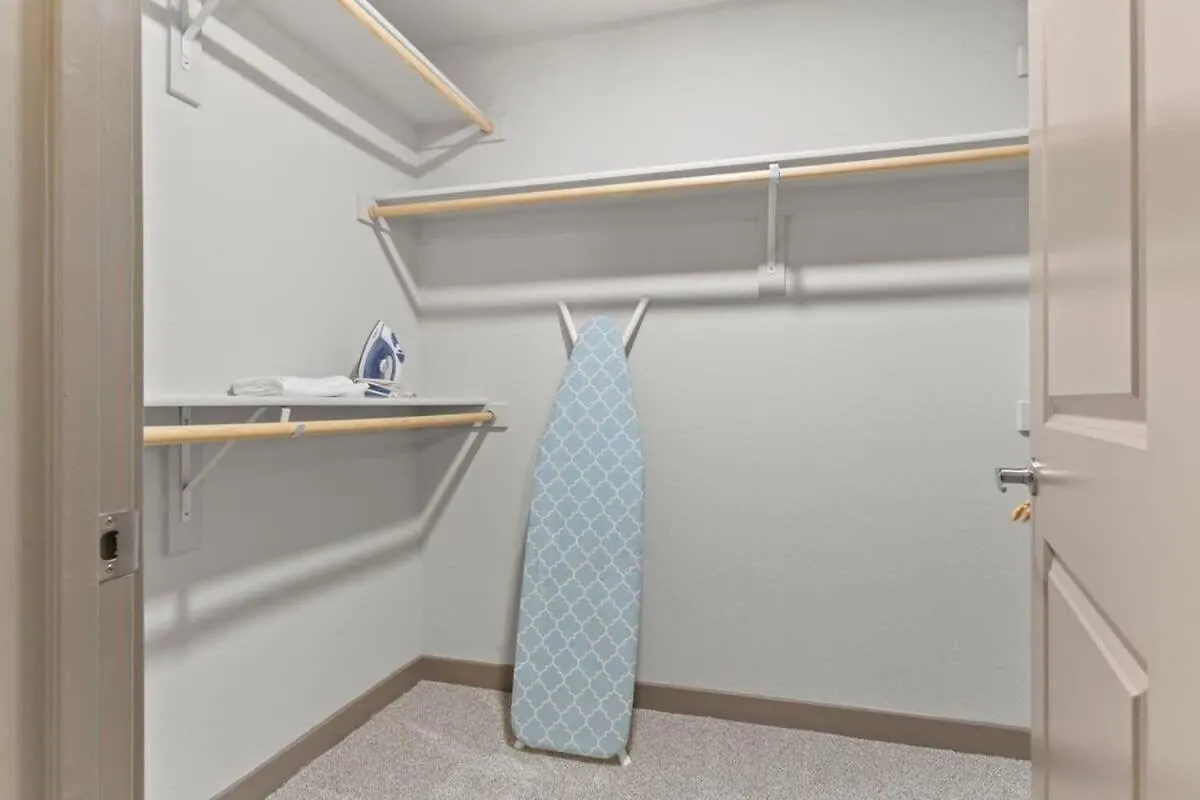 3Br Cozysuites Roro Pool, Pets, Parking 7&13 フェニックス 0*,