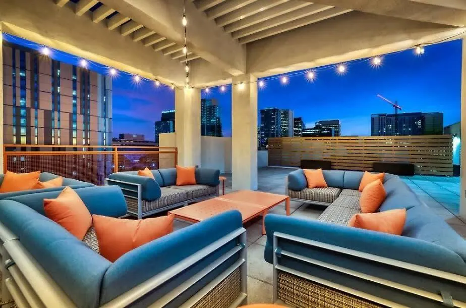 3Br Cozysuites Roro Pool, Pets, Parking 7&13 フェニックス