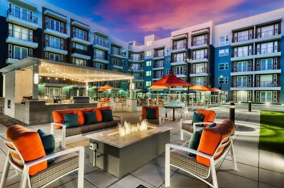 3Br Cozysuites Roro Pool, Pets, Parking 7&13 フェニックス 0*,  米国