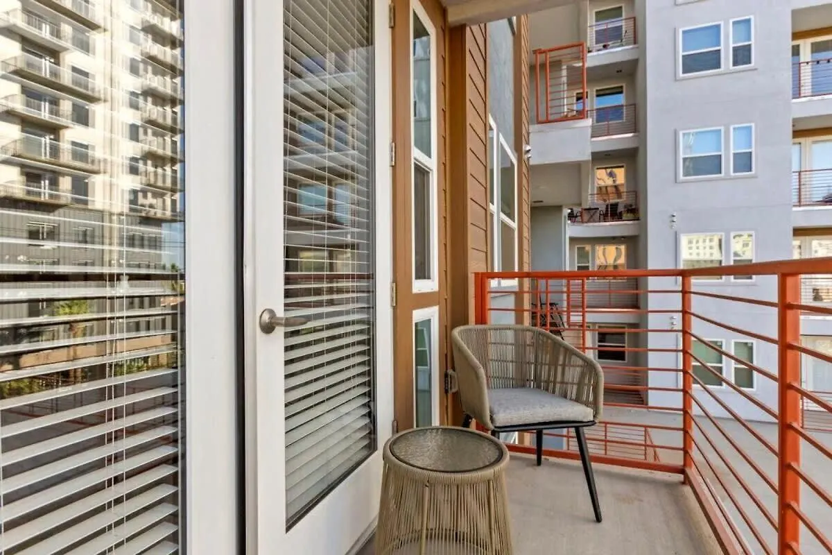 3Br Cozysuites Roro Pool, Pets, Parking 7&13 フェニックス アパート