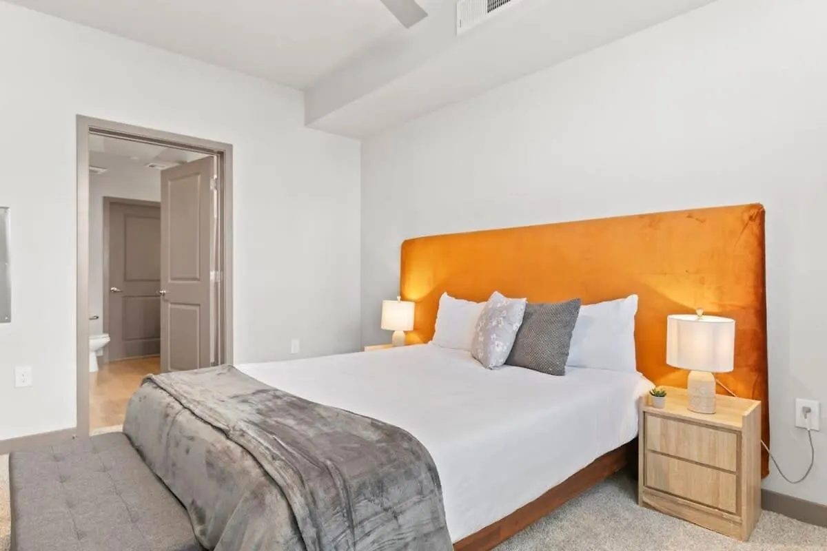 アパート 3Br Cozysuites Roro Pool, Pets, Parking 7&13 フェニックス 米国