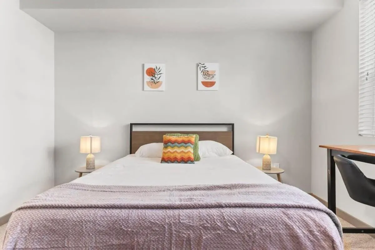 3Br Cozysuites Roro Pool, Pets, Parking 7&13 フェニックス